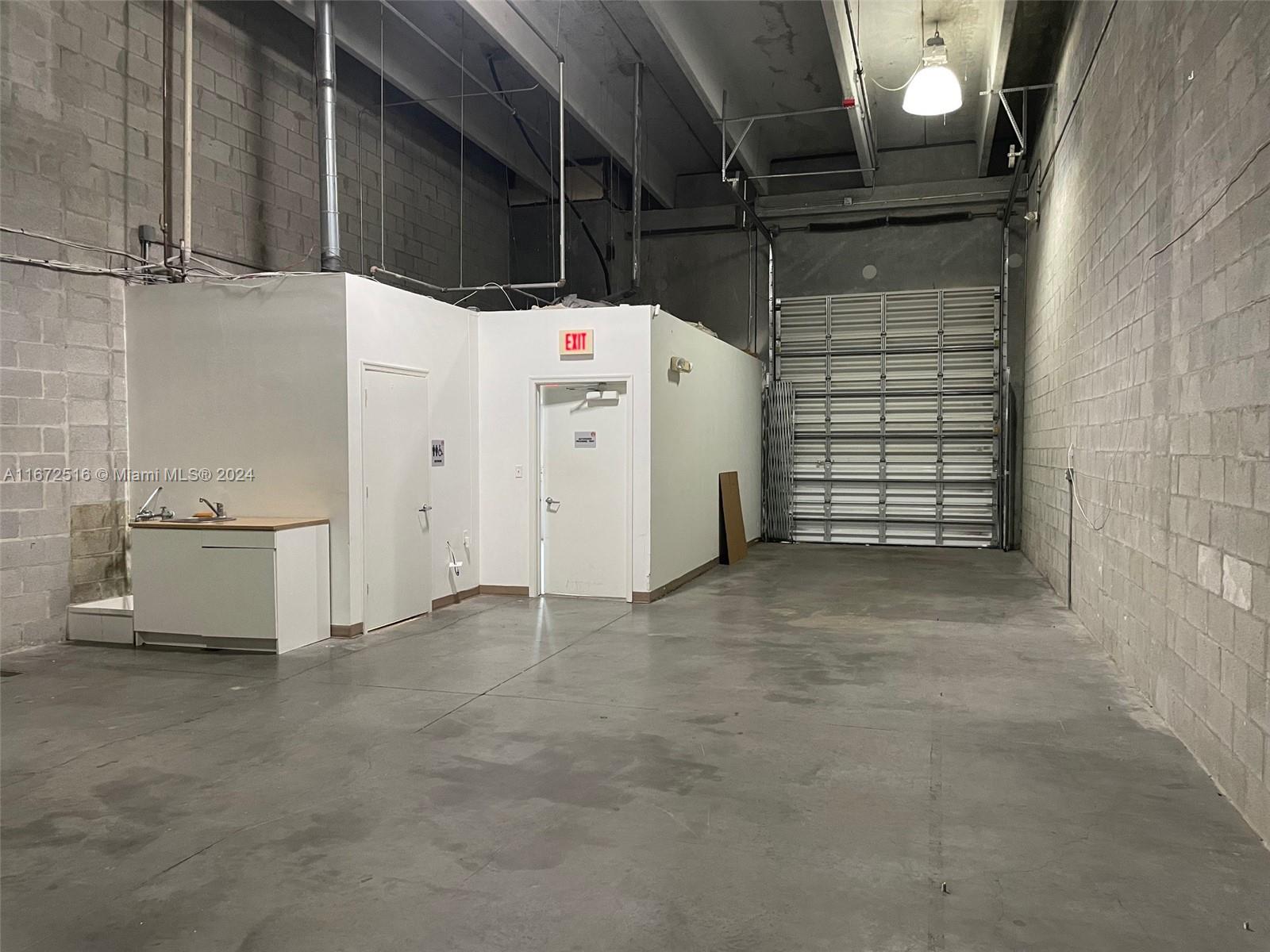 Commercial Property Warehouse/Office